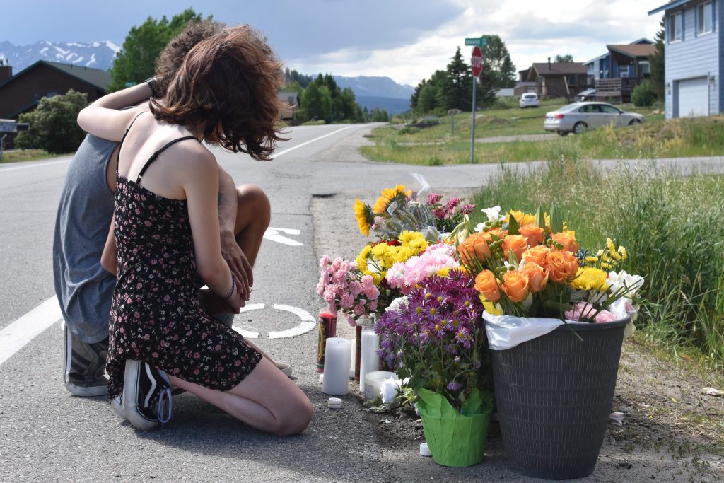 'No one really got to say goodbye:' A grieving Colorado mountain town faces mental health fallout of 18-year-old's shooting - Vimarsana News